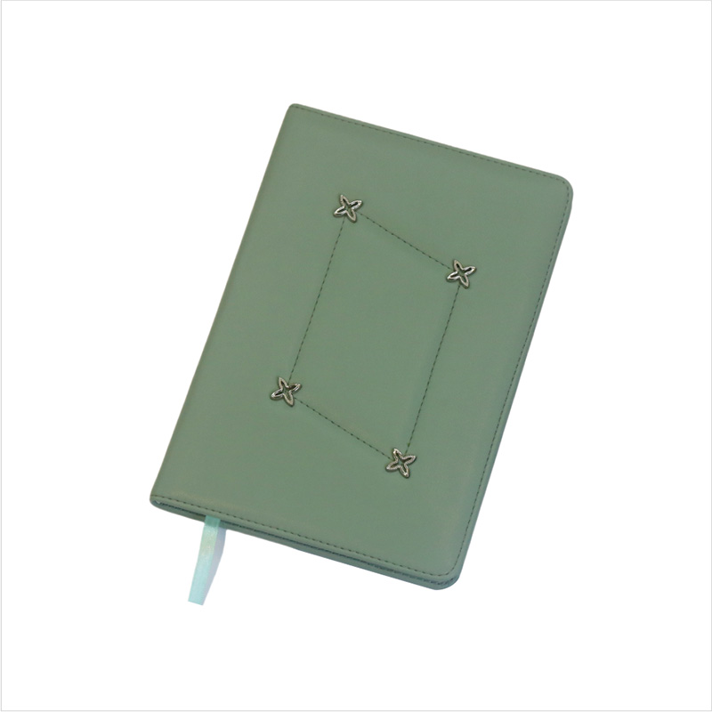 Notebook de couro em relevo