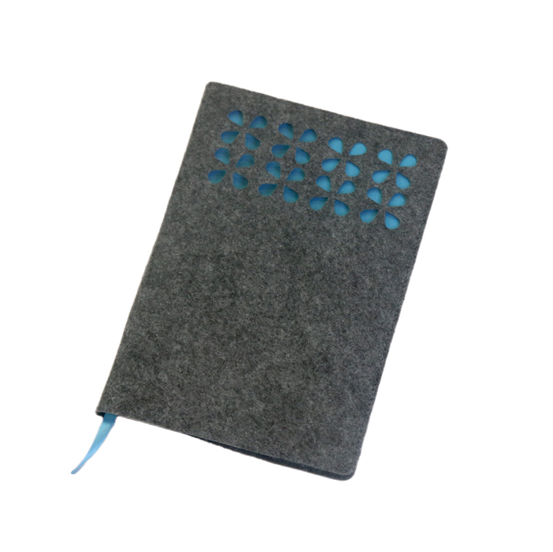 Caderno de pelúcia